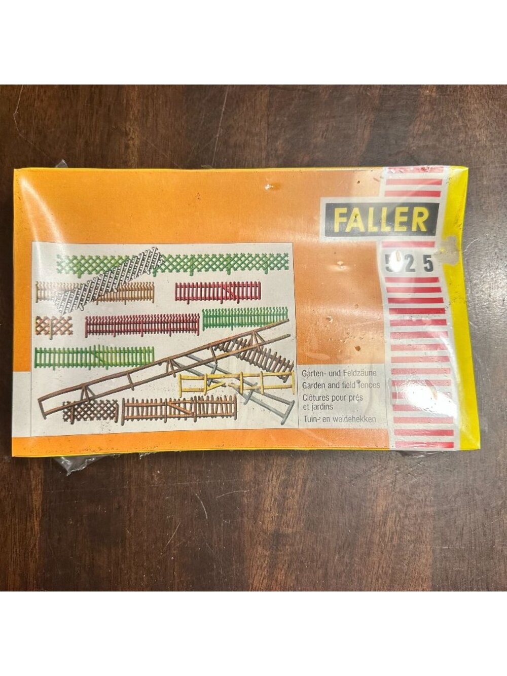 Faller 025 Garden & Field Fence HO Model Kit